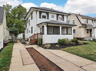 2404 C Ave NE, Cedar Rapids, IA 52402