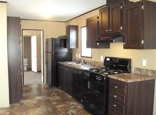 236 Traverse St, New Hudson, MI 48165