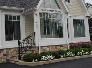 809 Fort Salonga Rd, Northport, NY 11768