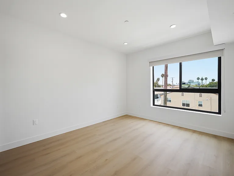 Hi Point Terrace by Wiseman — Photo 159