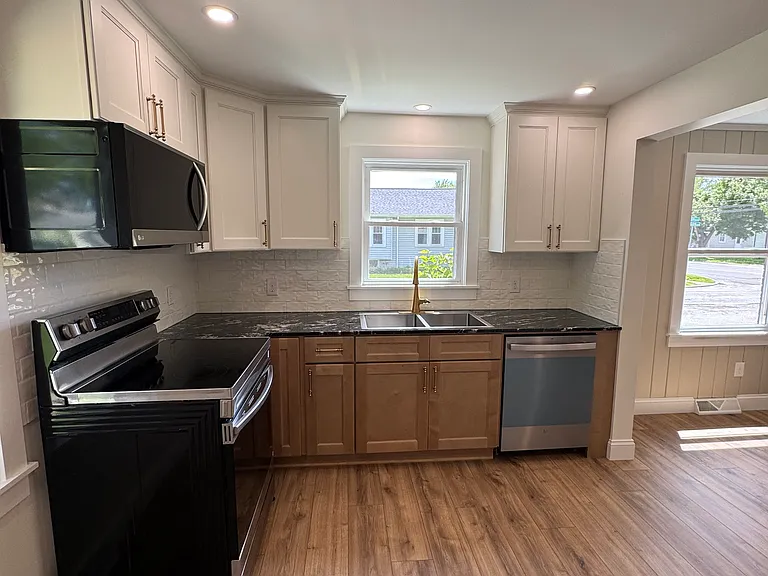 917 Nash Rd #2 — Photo 5