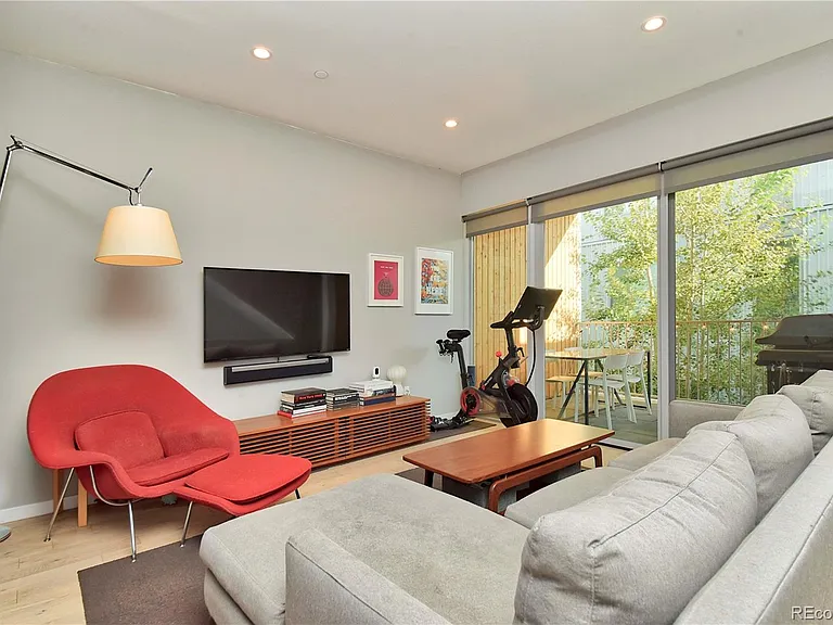 2026 W 33rd Ave #1 — Photo 4
