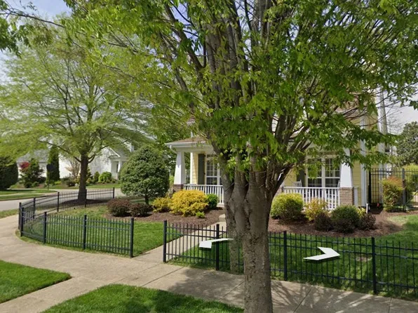 100 Zinnia Ln, Franklin, TN 37064