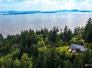 1525 Chuckanut Ridge Dr, Bow, WA 98232