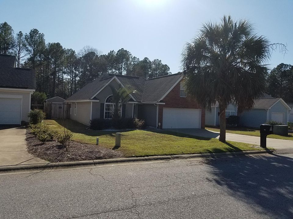 2nd image of 107 Lockleven Dr