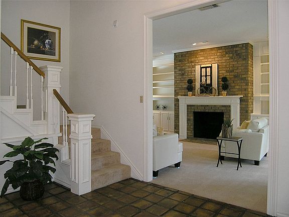 5th image of 4800 Villa Vera Dr