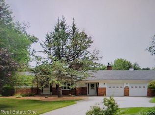 5231 Hemingway Lake Rd, Otter Lake, MI 48464