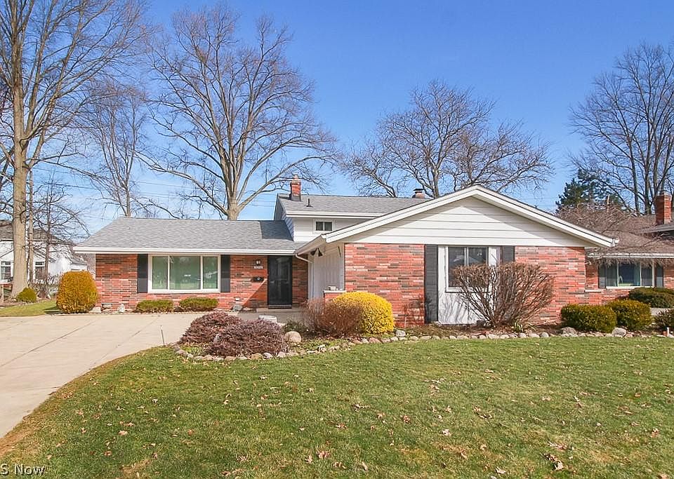 1st image of 26958 Chapel Hill Dr