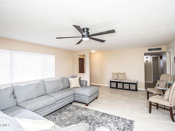5th image of 1161 E BRENDA Drive