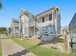 3424 Sealy St #UP, Galveston, TX 77550