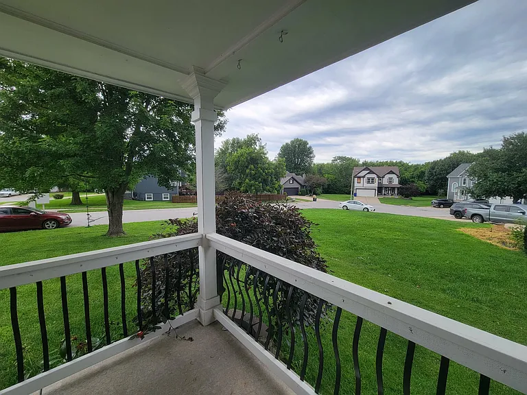 1532 SE Silkwood Ln — Photo 4