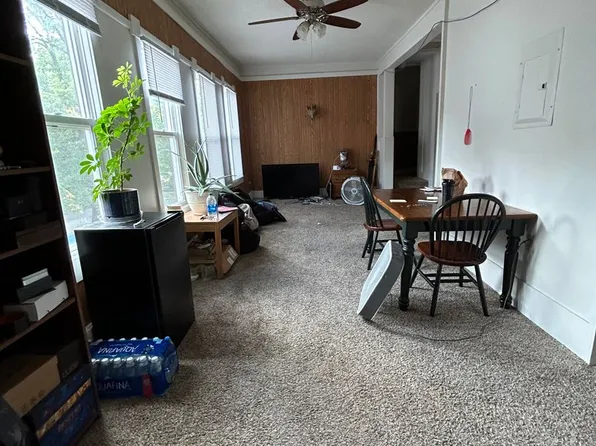 Hoff - 35 - 137 9th St S