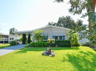 3547 Manatee Rd, Tavares, FL 32778