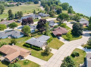 3900 Lighthouse Dr, Racine, WI 53402