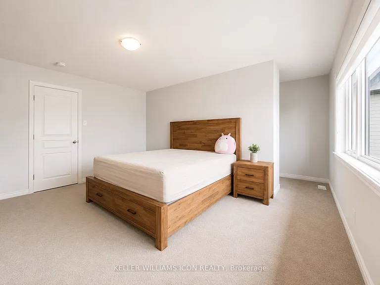 916 Ralph Hennessy Ave — Photo 16