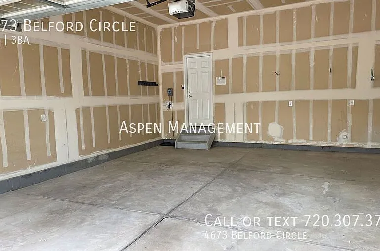 4673 Belford Cir — Photo 35