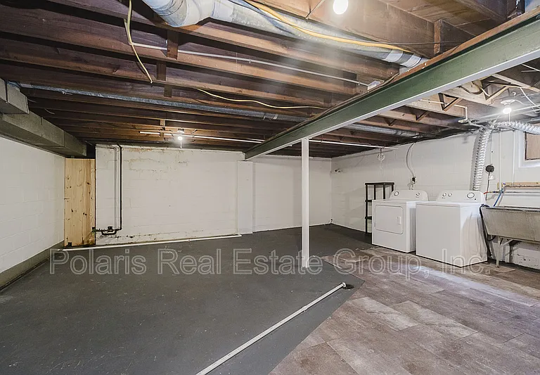 3346 Fall Creek Pkwy — Photo 24