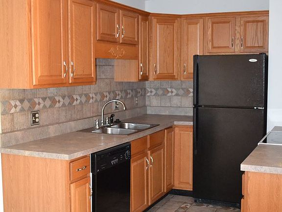 2nd image of 5127 Belle Isle Dr
