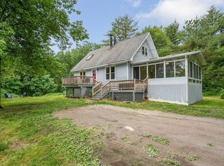 34 Stonehenge Rd, Londonderry, NH 03053