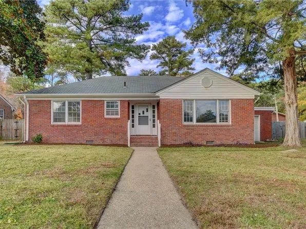 1227 Ormer Rd, Chesapeake, VA 23325