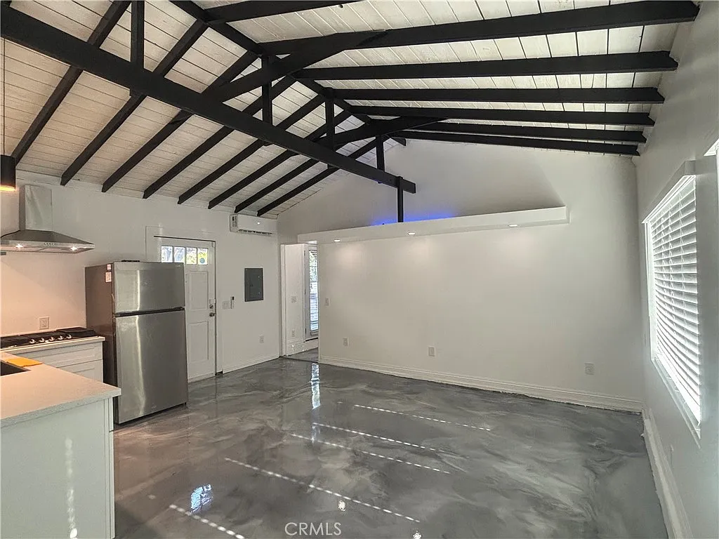 Building Photo - 4760 Edenfield Ave