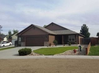 919 Windsong Ct, Caldwell, ID 83605