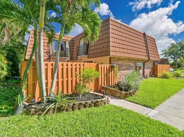 1430 Park Shore Cir APT 2, Fort Myers, FL 33901