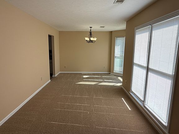5th image of 769 Crestline Dr