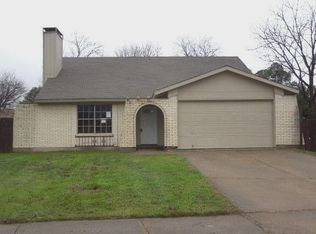 412 Kensinger Ct, Euless, TX 76039