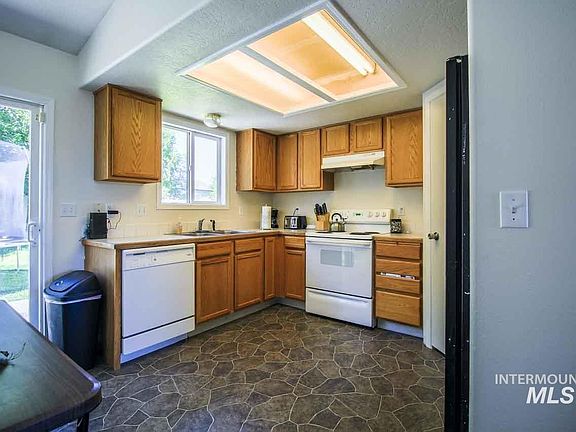 4th image of 509 Cedar Park Ln