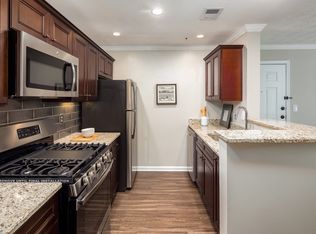 800 Lake Placid Dr #724, Atlanta, GA 30342