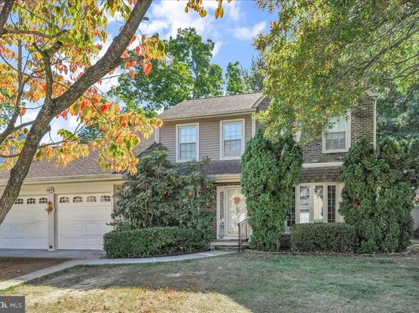 157 S Kingscroft Dr, Bear, DE 19701