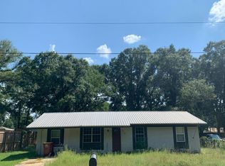 205 Grimes Ave, Crestview, FL 32536