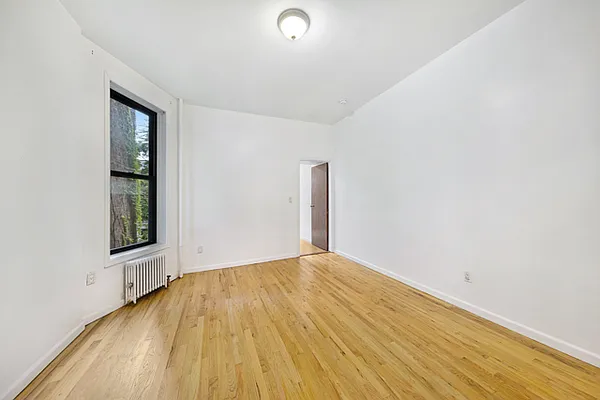 Rented by Compass | media 23