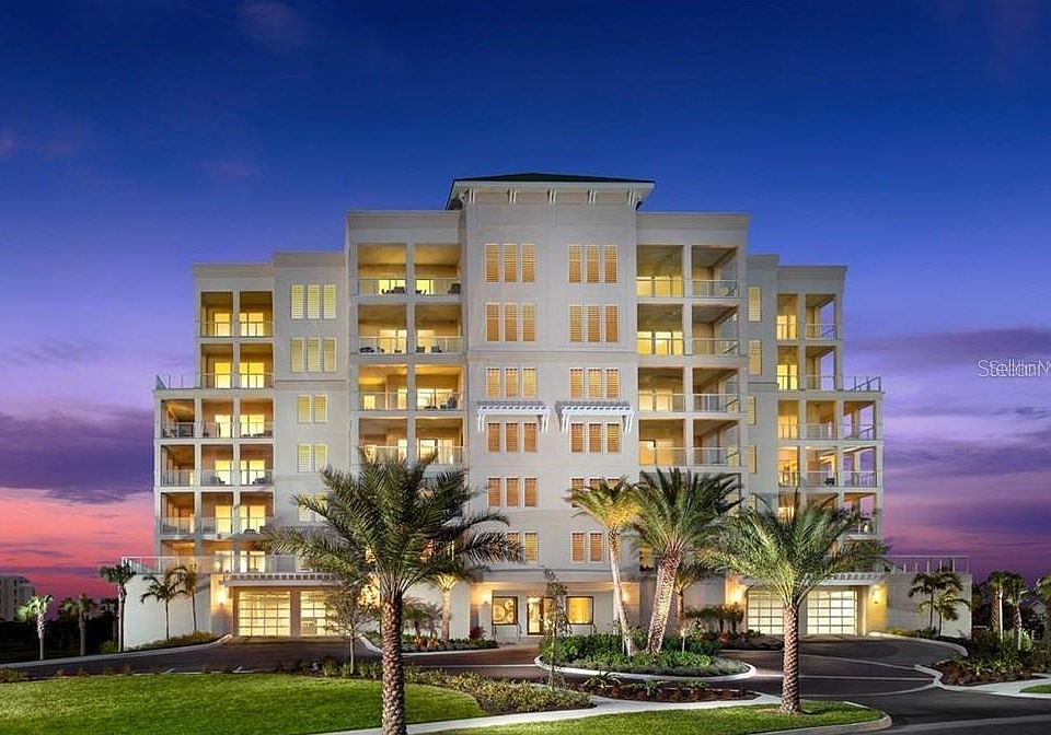 1st image of 145 Belleview Blvd #404