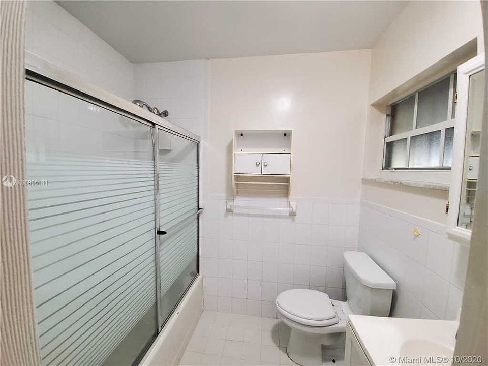 1st image of 2428 SW 18th St #2430