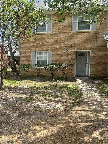 35 Meadowoods Ter Photo 1