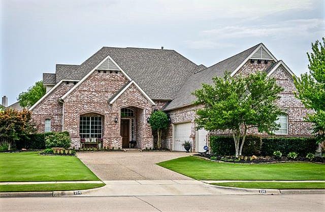 1st image of 714 Lakeridge Dr