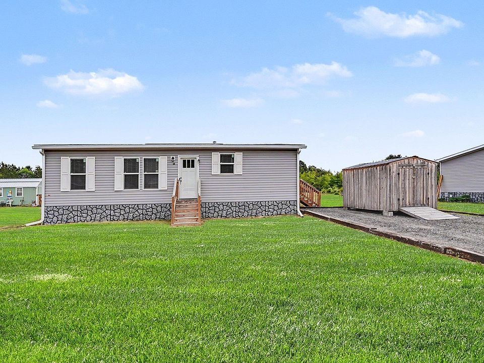 1st image of 117 Melanie Brooke Ln.