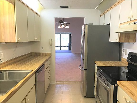 4th image of 186 E Glassboro Ct APT 4A