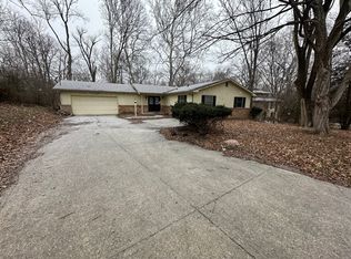 1830 E 106th St, Carmel, IN 46032