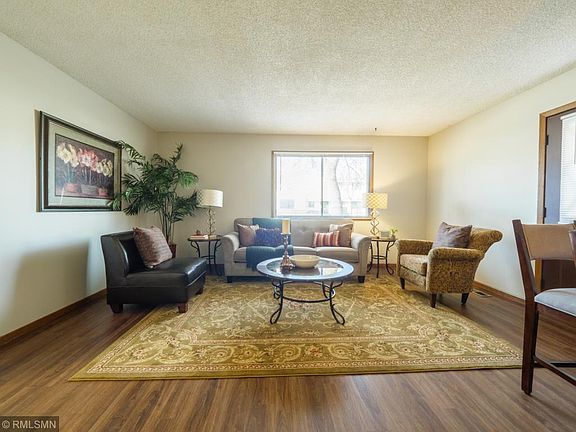 2nd image of 2549 Brookdale Ln