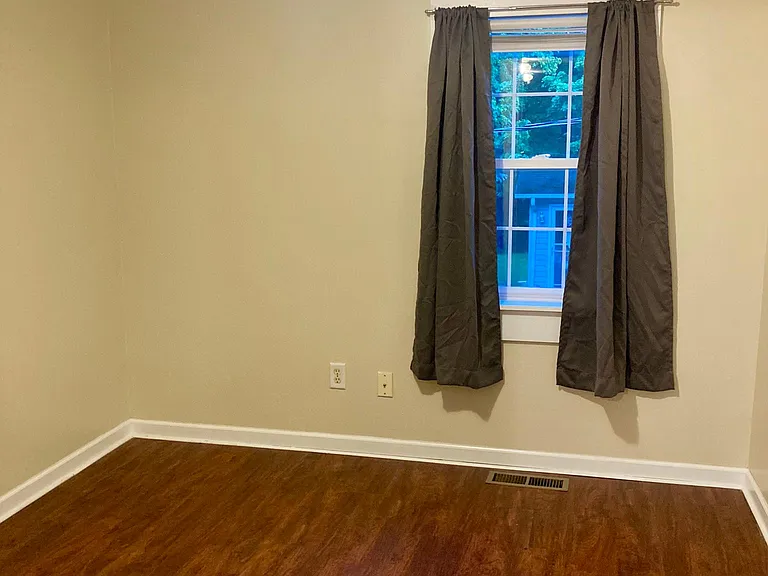 Bedroom - window treatments (optional)