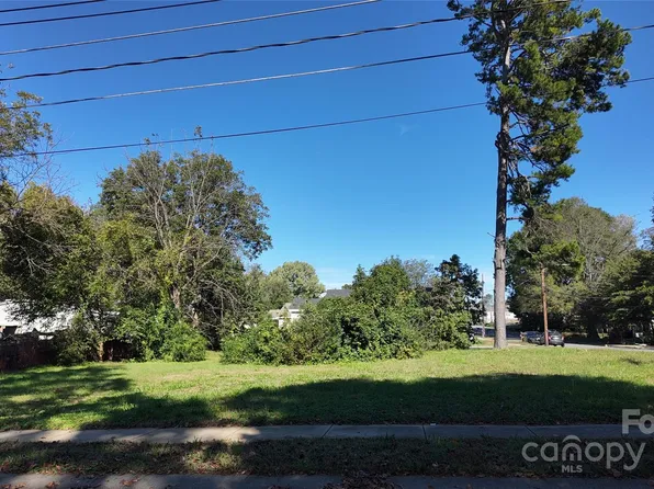 2901 Clyde Dr, Charlotte, NC 28208