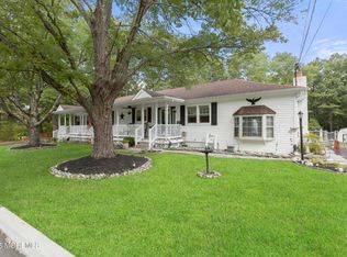 742 W Commodore Blvd, Jackson, NJ 08527