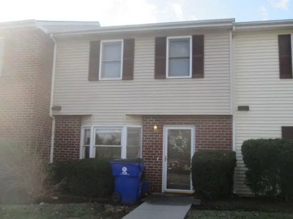 2422 Ridge Rd, Blacksburg, VA 24060