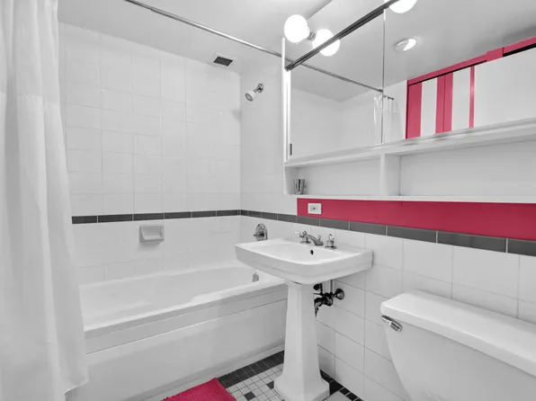 110 West 90th Street 3M image 6 of 6