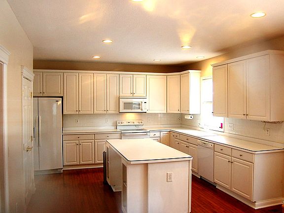 newly neutralized kitchen