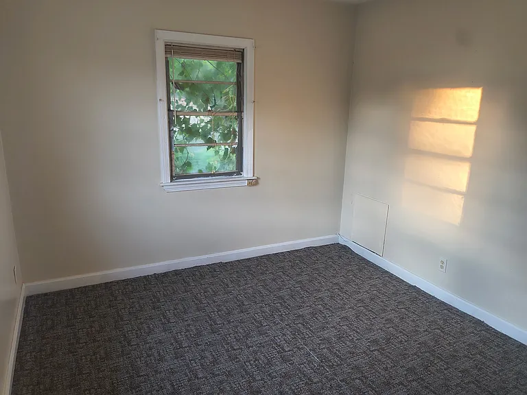 1549 Hale Ave #2 — Photo 4