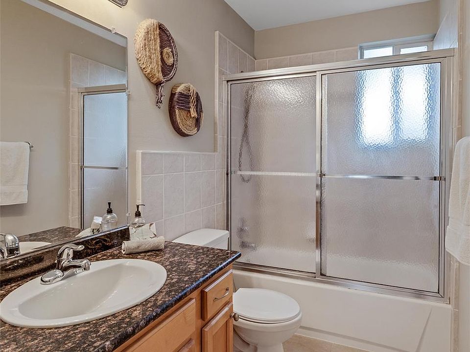 305 N Eton St Apt A, photo 10